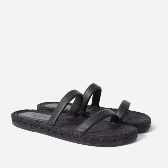 NWT Everlane Black Leather Sleek Double Strap Slip On Flat Espadrille Sandals - Picture 1 of 8